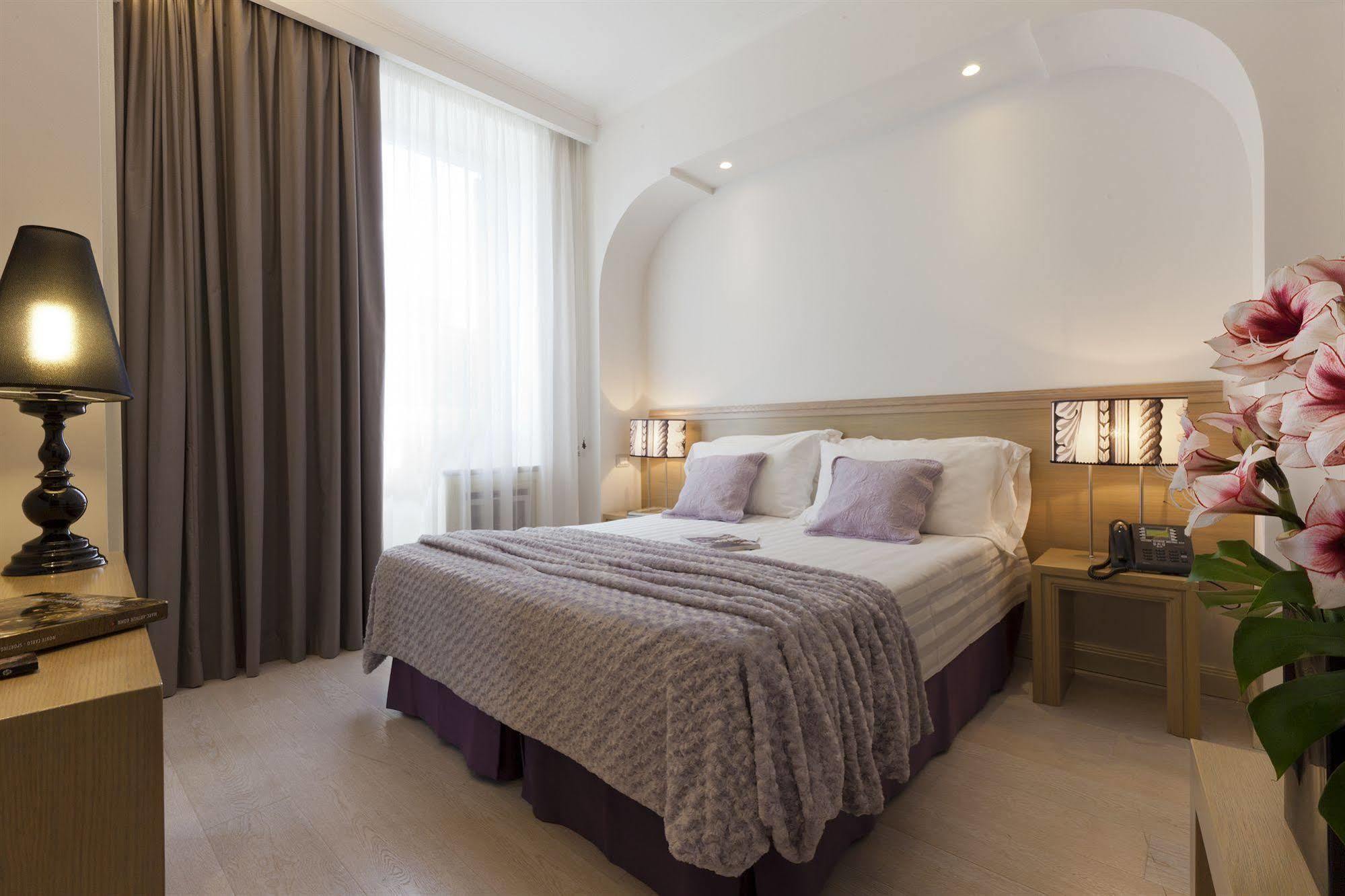 Smart Hotel Pincio Roma Oda fotoğraf